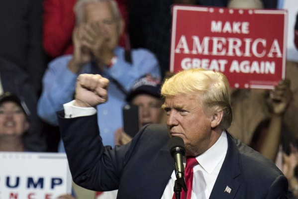 El Nuevo Herald: 'Trump es populista, superficial, un jactancioso ególatra”