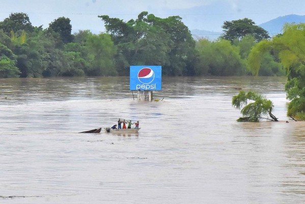 Eta dejaría en Honduras entre 200 y 300 milímetros de lluvia como tormenta