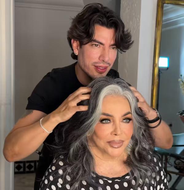 Verónica Castro sorprende a sus 73 años con un renovado look