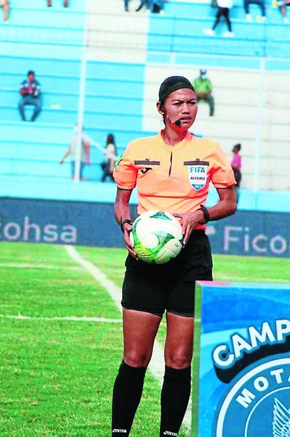 Merlin Soto se encargó de pitar el Motagua vs Honduras Progreso.