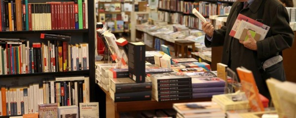 Estudio revela que las teleseries reducen el nivel de lectura de libros