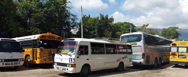 Advierten sanciones si le suben pasaje al bus en Tegucigalpa