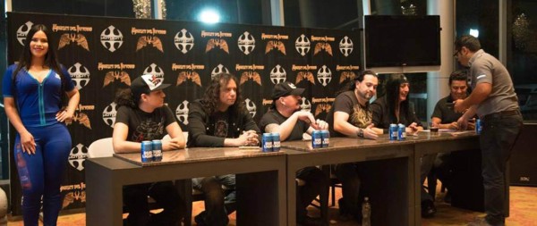 El grupo español estuvo anoche en el hotel Crowne Plaza.