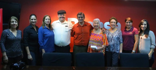 Amor y perdón ganan en certamen de poesía