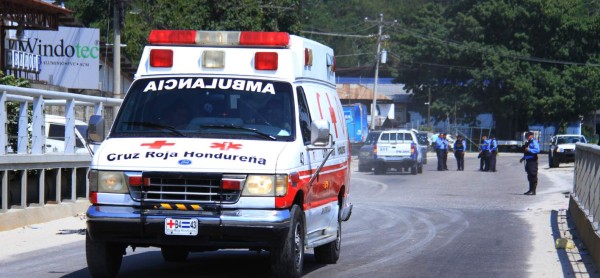 En ataque a transportista matan a su hijo y un empleado