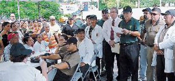Un éxito feria de salud en el parque