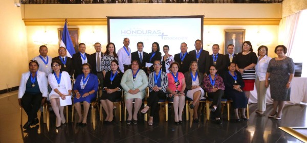 Destacan labor de 18 docentes a nivel nacional