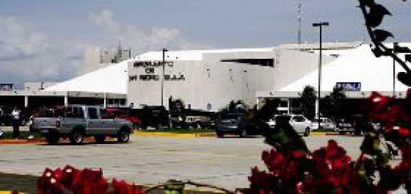 Impiden construcción de aeropuerto en Honduras