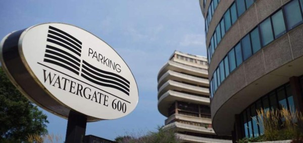 Subastan la cerradura forzada de Watergate