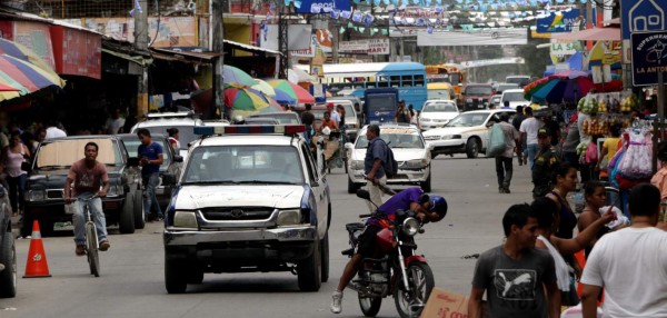 Dan L100 mil para reparar patrullas y motocicletas de la Policía