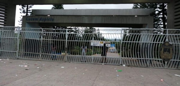 Estudiantes se toman la Unah en Tegucigalpa