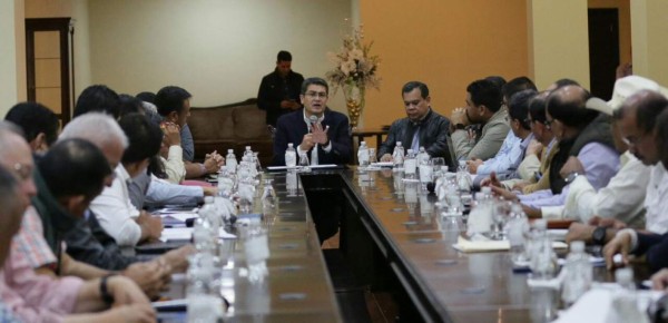 Gobierno busca sentar bases de Gran Diálogo Nacional