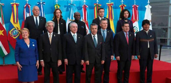 Mercosur decidirá mañana si aplica la 'cláusula democrática' a Venezuela