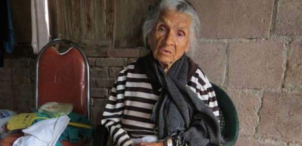 Rubí Ibarra se hace famosa mientras su abuela se muere de hambre