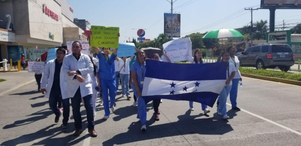 Estudiantes de Medicina, Enfermería y Odontología exigen reanudación de convenio