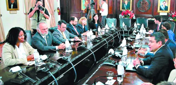 En enero aprobarán ley de protección a periodistas