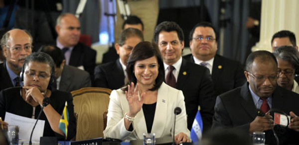 Honduras cierra 'capítulo' al volver a OEA