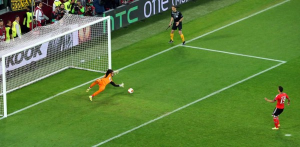 Sevilla recupera el trono europeo y prolonga la maldición del Benfica