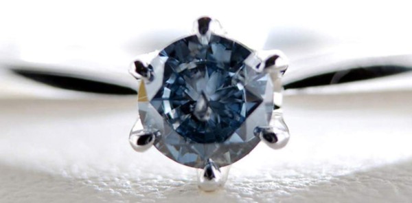 De cenizas a diamante humano: opciones post cremación que vetó la Iglesia Católica