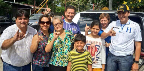 En Facebook y Twitter también se viven las elecciones de Honduras