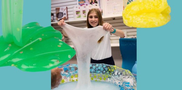 Niña emprendedora establece récord Guinness al amasar seis toneladas de limo