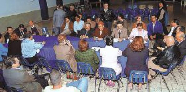 Nacionalistas aún no dan el sí