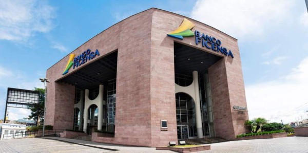 Fitch avala emisión de bonos corporativos de Ficensa