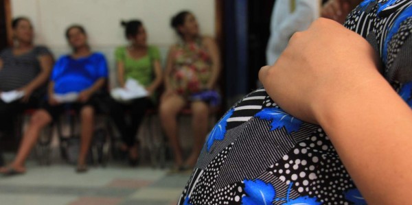 Embarazadas pasan en zozobra por los efectos del zika en bebés