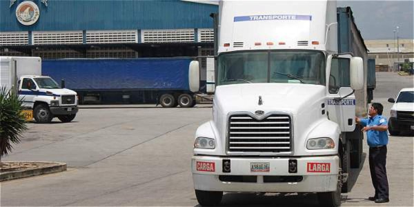 Se paraliza la mayor cervecería venezolana por falta de materia prima