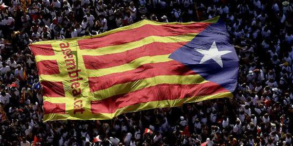Cataluña cierra una tensa campaña electoral