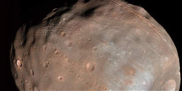 ¿Qué pasaría si se destruyera una de las lunas de Marte?