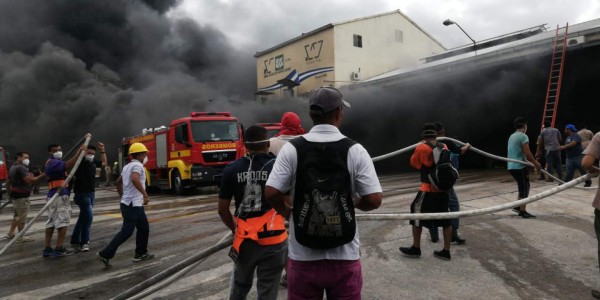 Incendio destruye bodega en exportadora de café