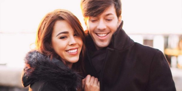 Roger González valora apoyo de Danna Paola  