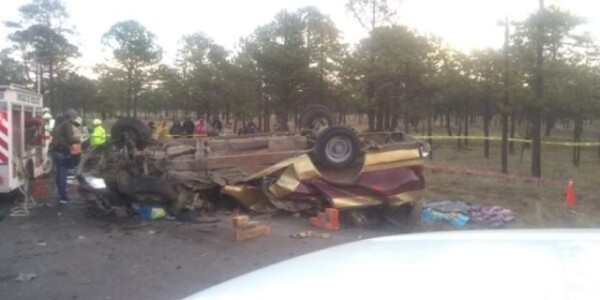 Accidente carretero en México deja al menos ocho muertos