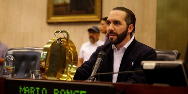 Bukele ignora al Congreso y decreta estado de emergencia en El Salvador