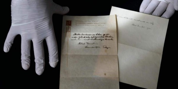 La calma y una vida modesta, la fórmula de la felicidad de Albert Einstein