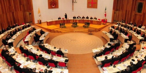 Artefacto explota y causa daños en el Episcopado mexicano