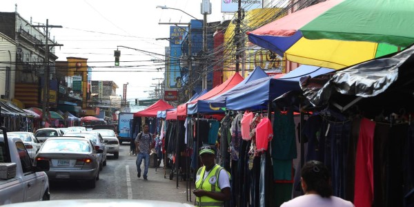 'Permisos para poner carpas salen de la misma alcaldía”