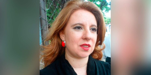 Investigan si hospitales móviles se vendieron a precio más bajo