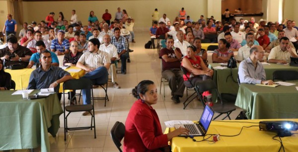 Luchan para proteger fuentes de agua en montañas Mico Quemado y El Merendón