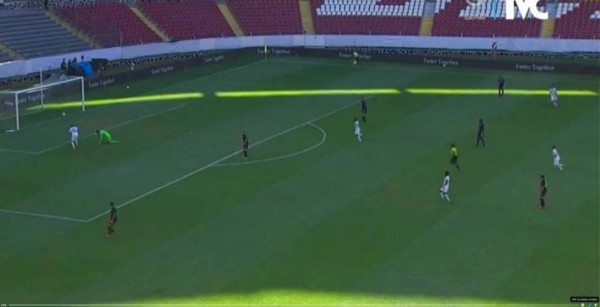 Terrible error del portero de EUA y Luis Palma anota el segundo gol de Honduras