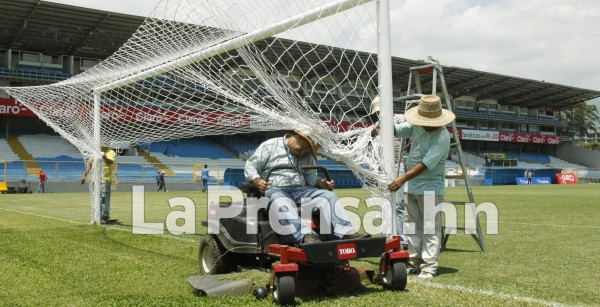 El estadio Morazán recibe los últimos retoques