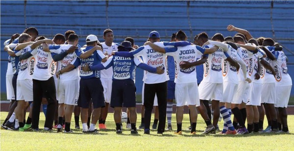 En el mediocampo está la encrucijada de Pinto