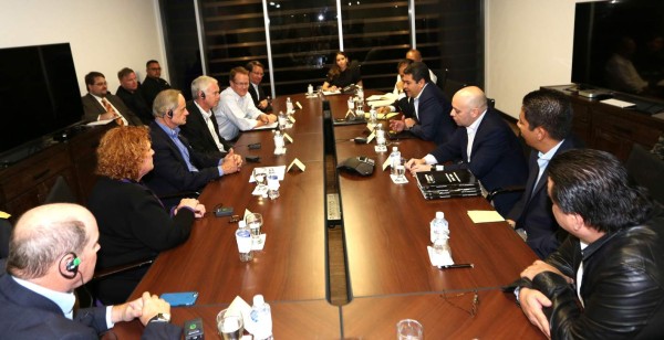 Una misión de senadores y congresistas de Estados Unidos expresó en Honduras al presidente Juan Orlando Hernández su apoyo al Plan Alianza para la Prosperidad del Triángulo Norte de Centroamérica, informó hoy una fuente oficial en Tegucigalpa.