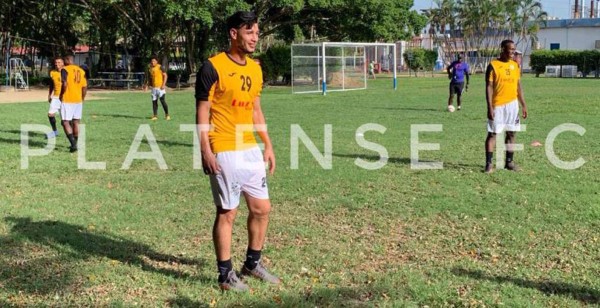 ¡Sorpresa! Jeffri Flores se incorpora al Platense tras hacer pretemporada con Motagua