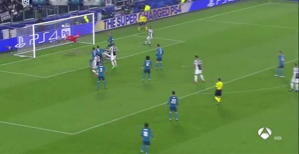 Video: La espectacular atajada de Keylor Navas a Higuaín en la Champions
