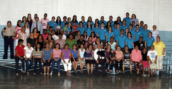 Suman 46 colegios que clausuran programa de alfabetización