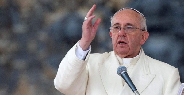 El papa anima a valorar la diversidad y advierte contra erigir muros