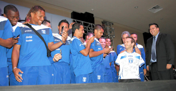 Nick los puso a reír y llorar