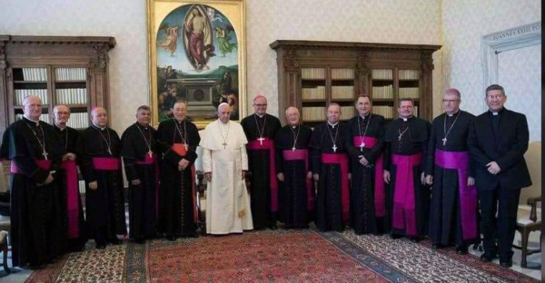El papa Francisco recibió a los obispos hondureños en el Vaticano